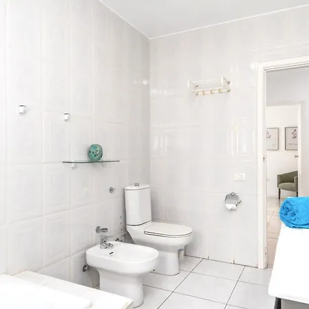 Welcoming House Near With Shared Pool Semesterbostad Oroteanda Baja