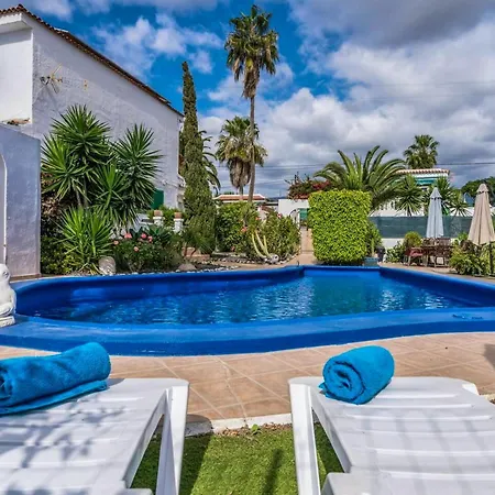 Сasa de vacaciones Welcoming House Near With Shared Pool Oroteanda Baja