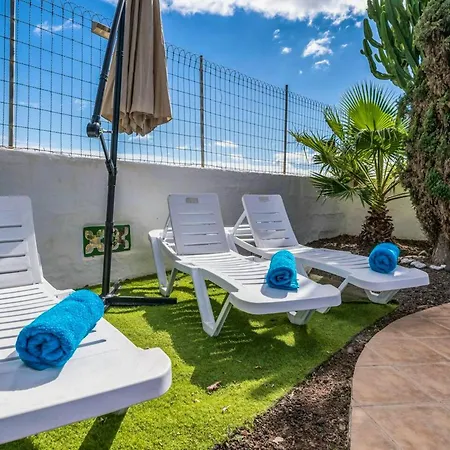 Welcoming House Near With Shared Pool Hébergement de vacances Oroteanda Baja